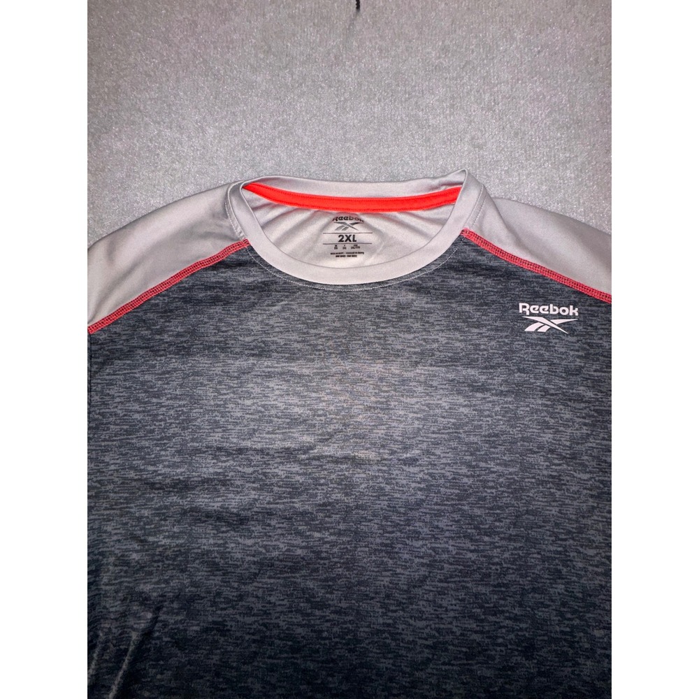 Reebok Mens 2XL Gray Space Dye Performance T-Shirt Short Sleeve Activewear Logo